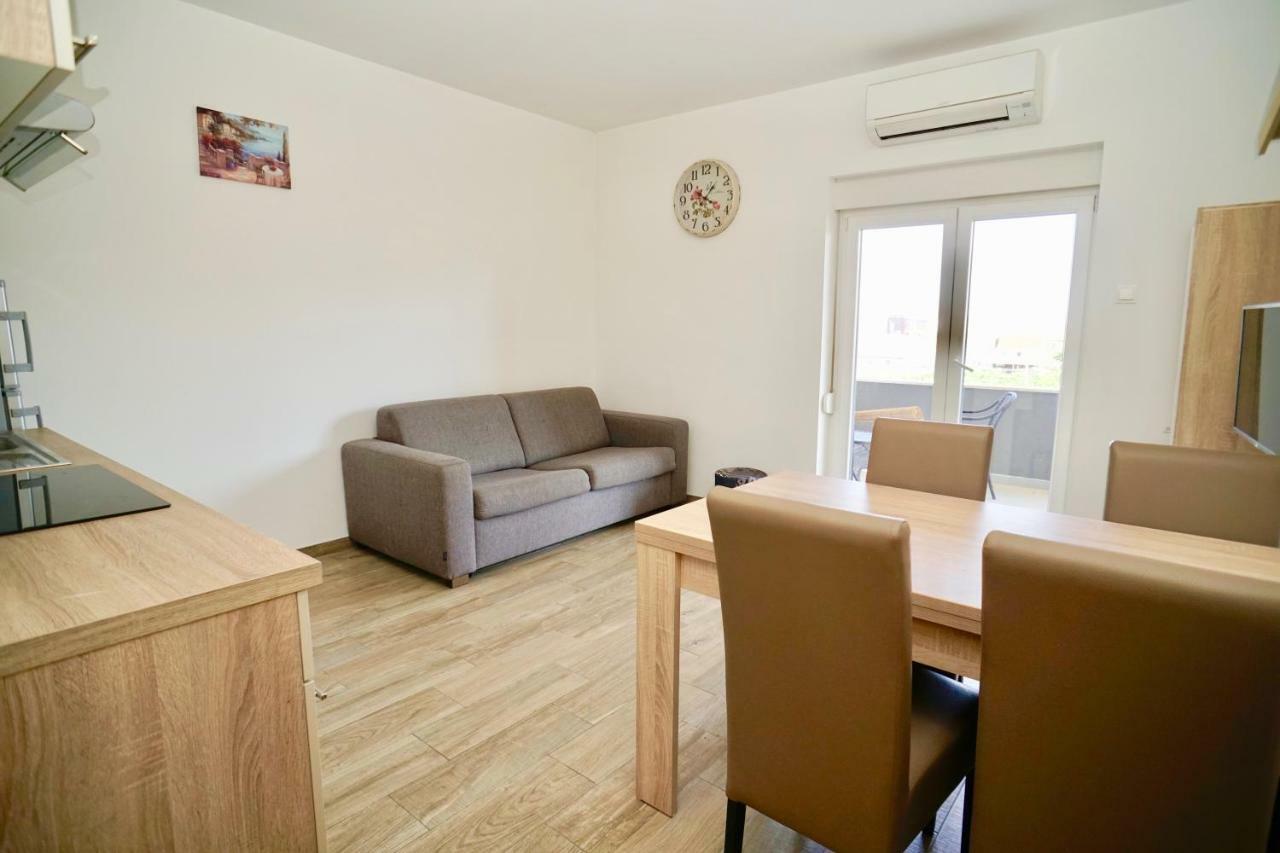 Apartments Teo โตรกีร์ ภายนอก รูปภาพ